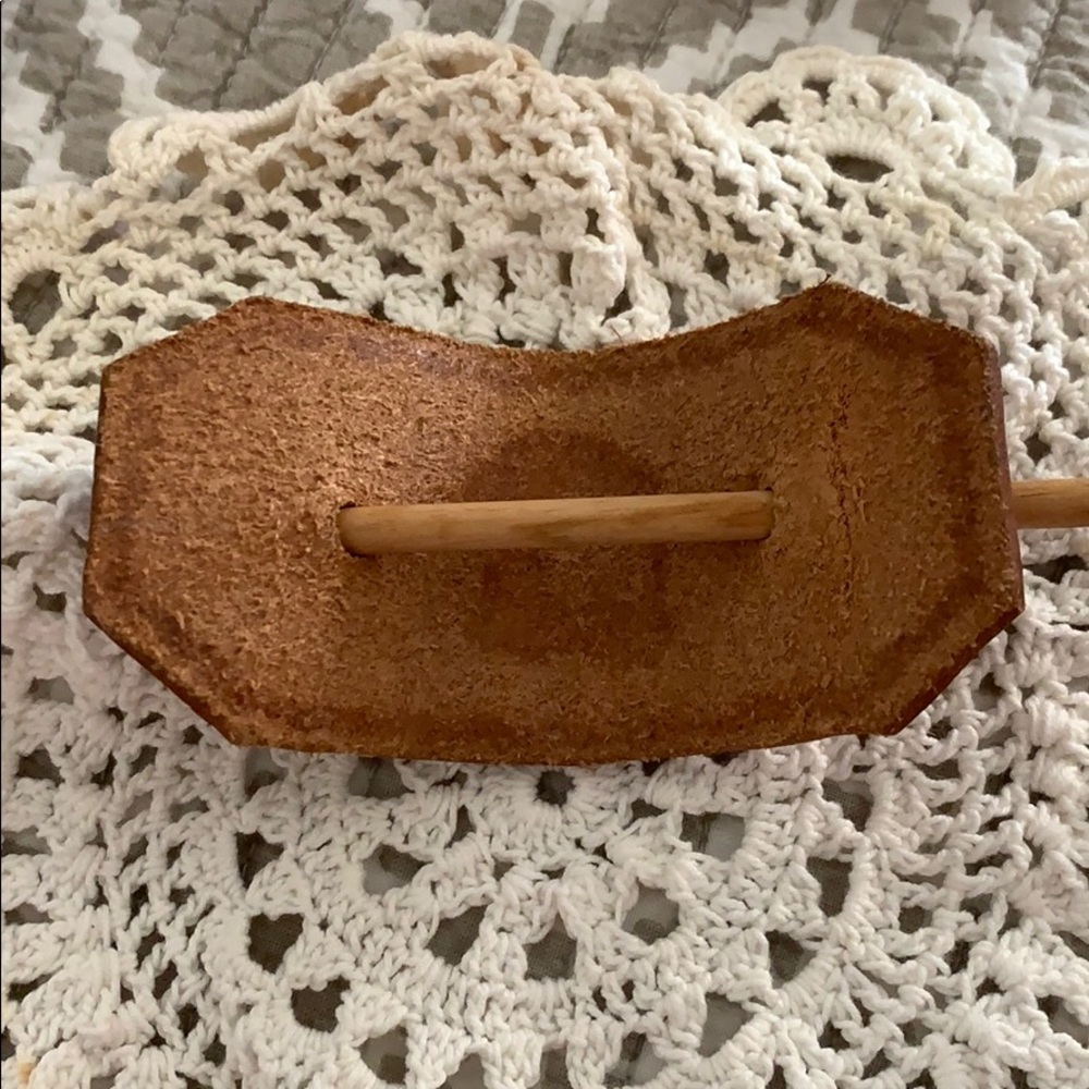 Barrette - Picture 3 of 3